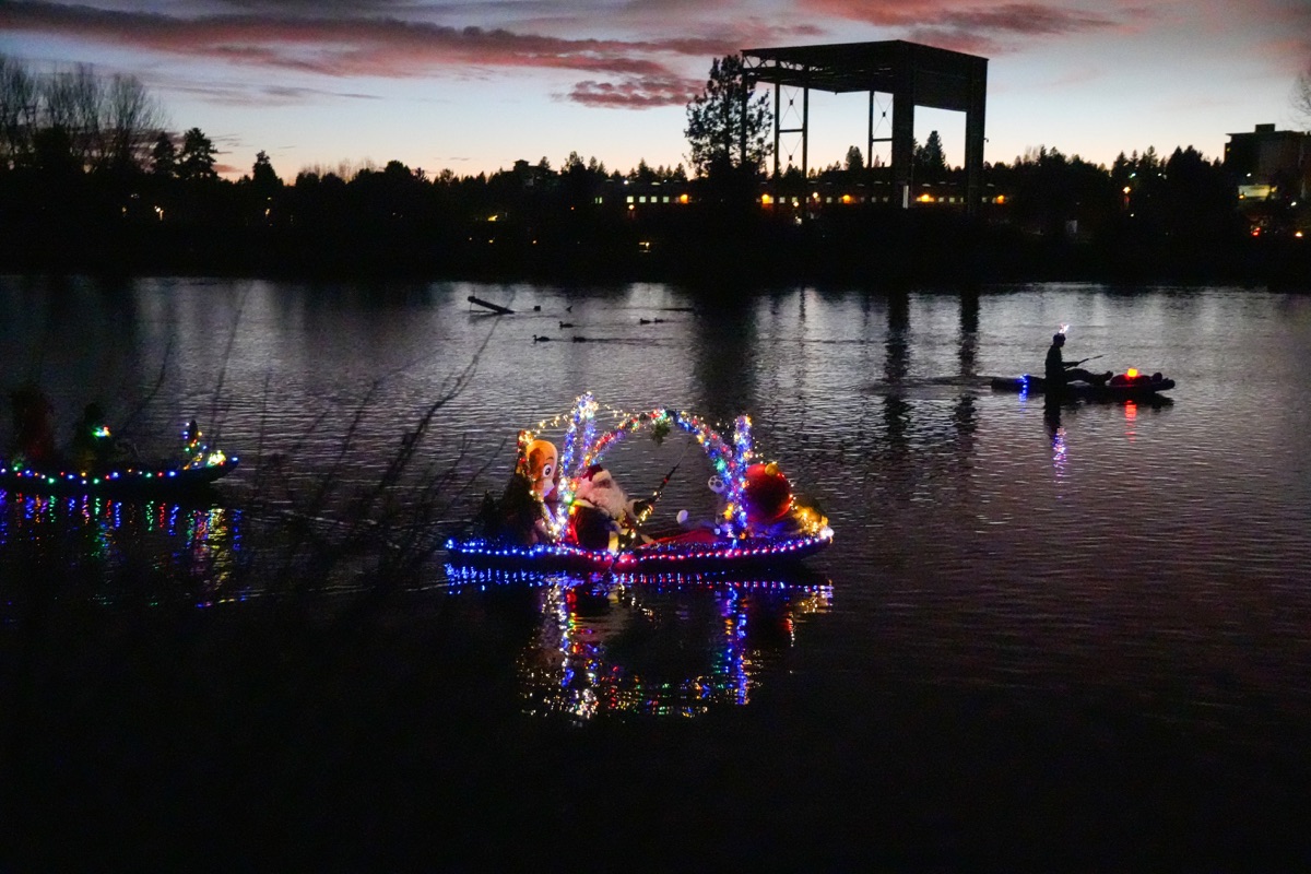 Christmas paddle finale with decorated boards