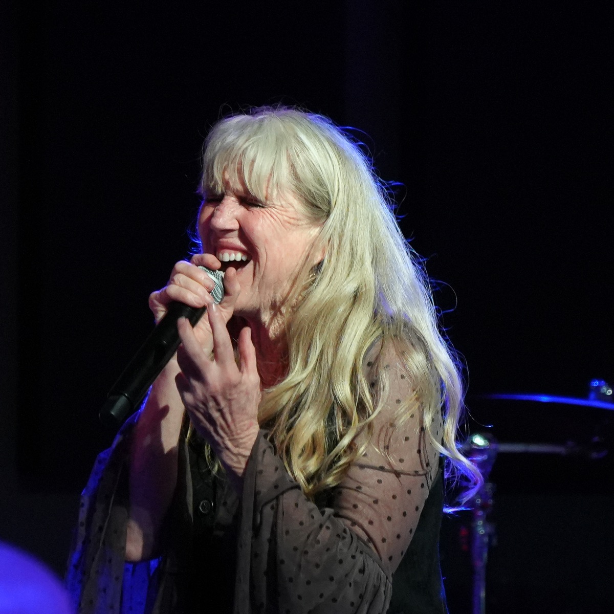 Heller Highwater vocalist reaching toward the crowd